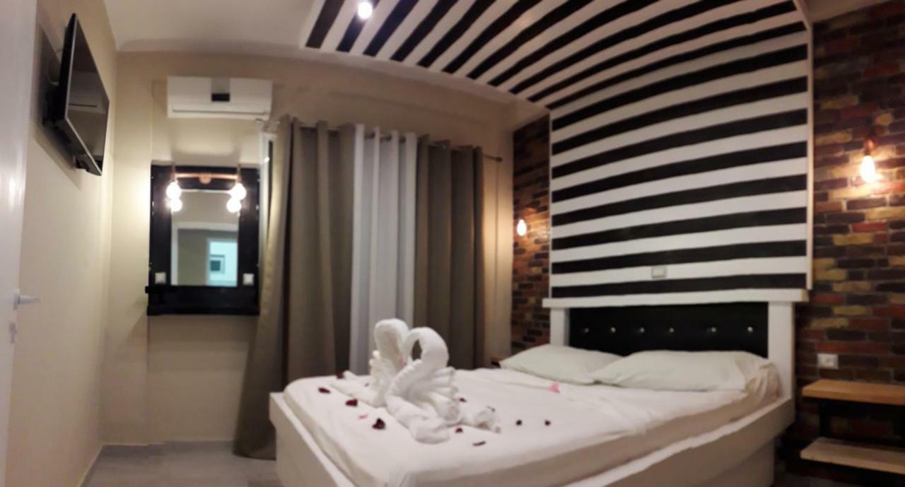Jz Boutique Apartments Rhodes City Exteriör bild